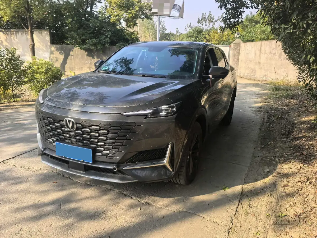 2021 ChangAn UNI-K 2.0T 233HP L4 8AT