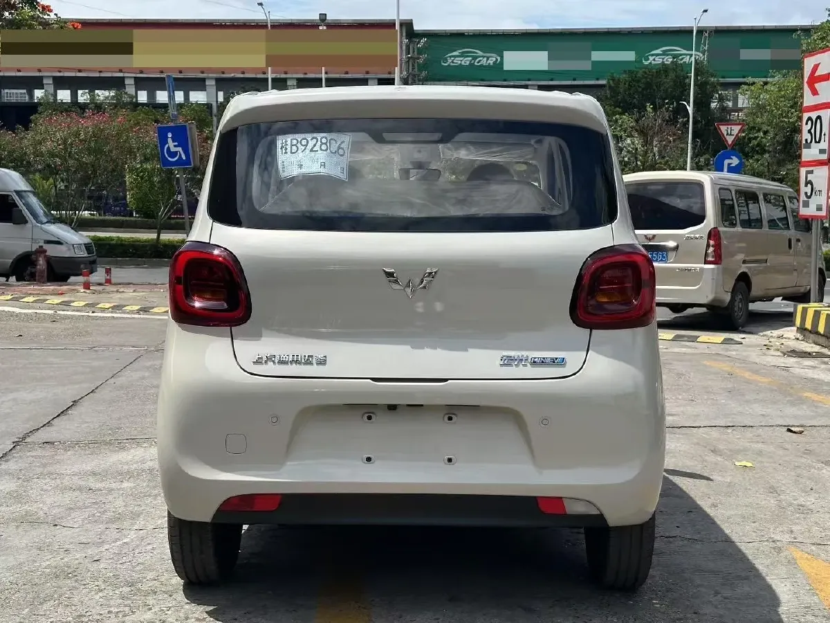 2025 WuLing HongGuang MINI EV BEV 16.2KWH,autocango,china used car exporter,china ev exporter,chinese used car exporter,chinese used ev exporter