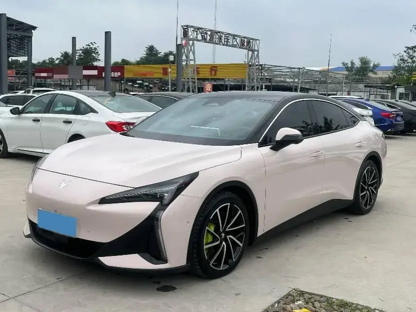 2024 ARCFOX αS5 BEV 79.2KWH