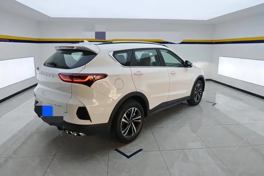 2024 JETOUR X70 thumbnail 2