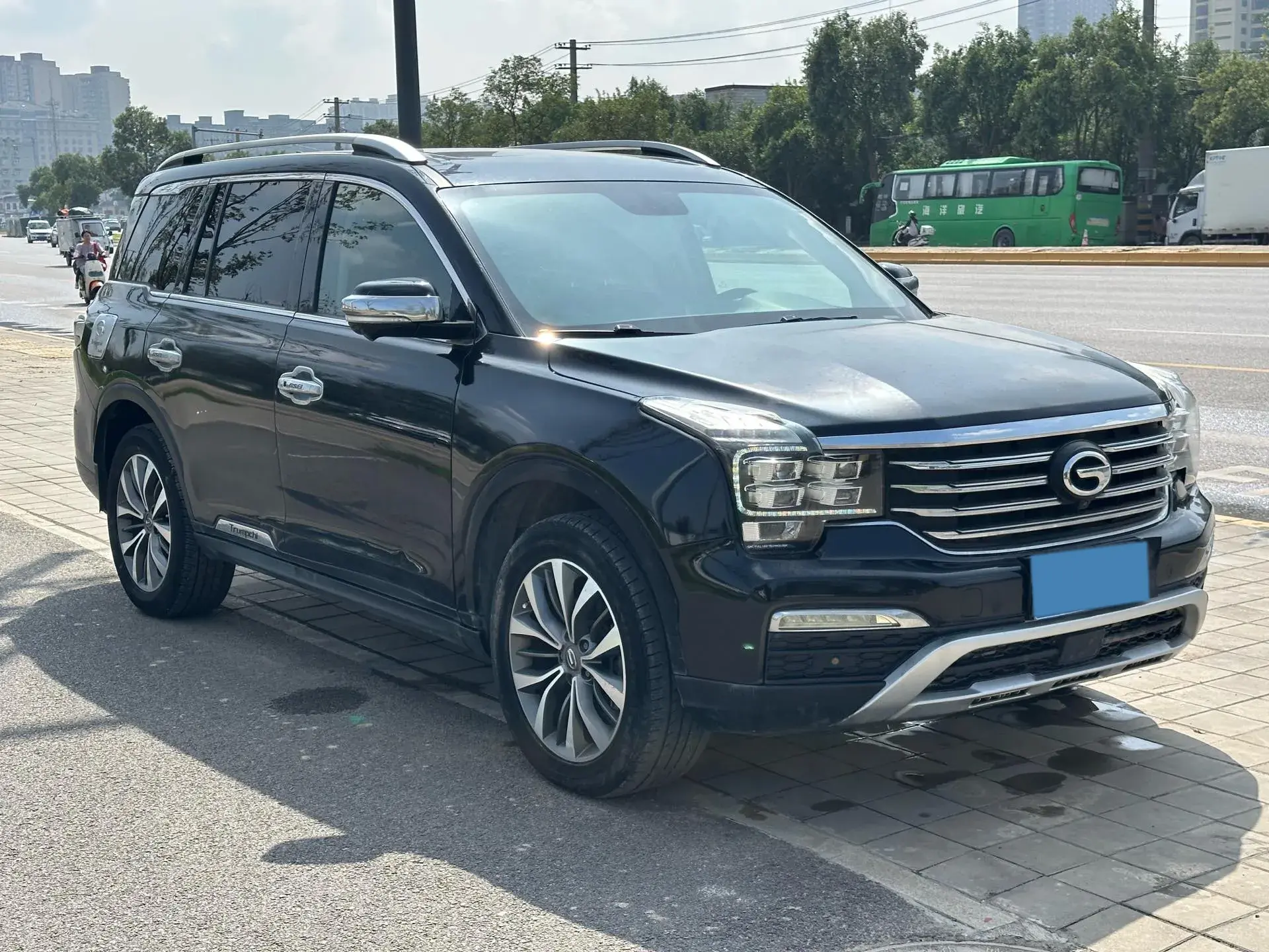 2017 GAC TRUMPCHI thumbnail 2