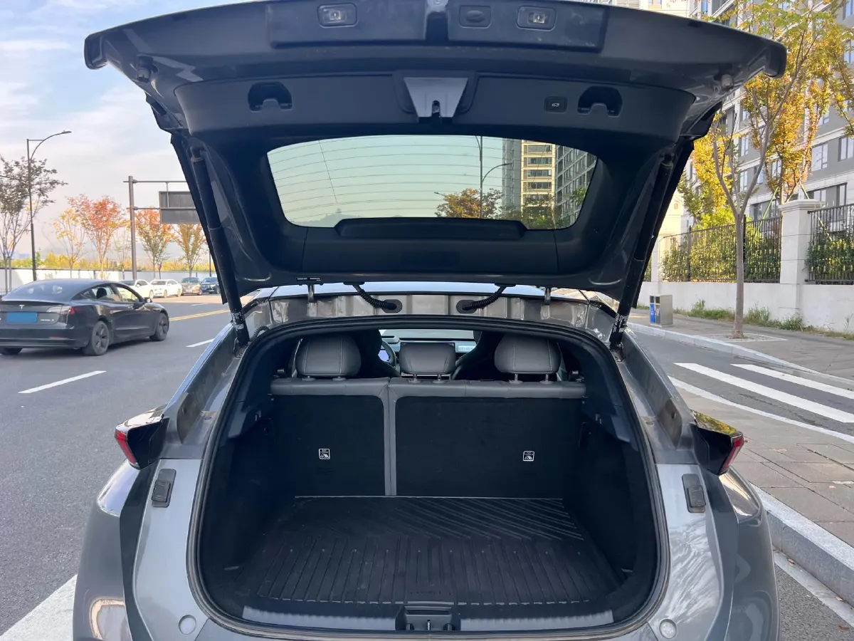 2025 LYNK&CO Z20 BEV 61.47KWH,autocango,china used car exporter,china ev exporter,chinese used car exporter,chinese used ev exporter