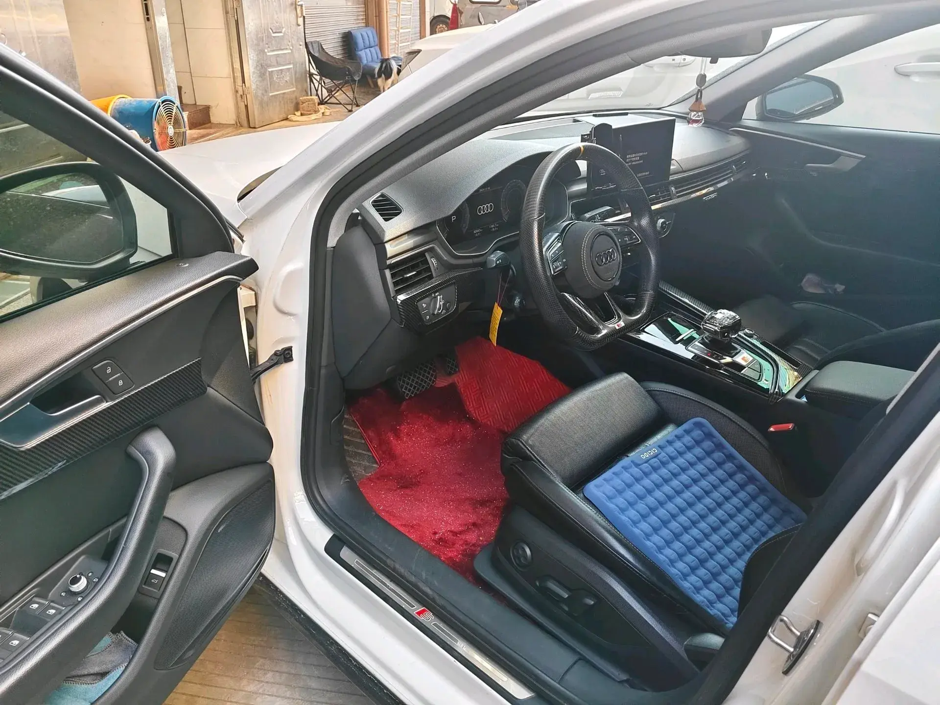 2020 AUDI A4L thumbnail 3