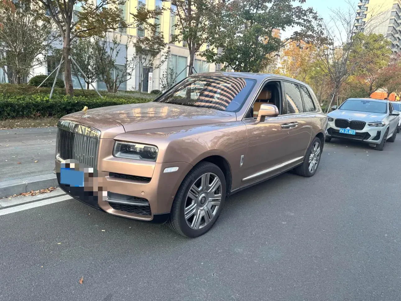 2018 ROLLS-ROYCE CULLINAN view 1