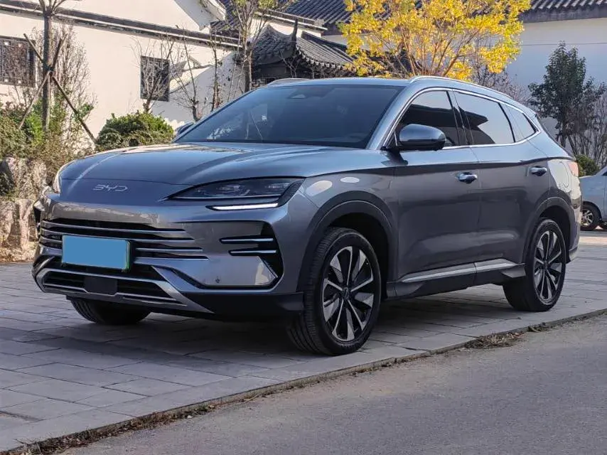 2025 BYD SONG view 1