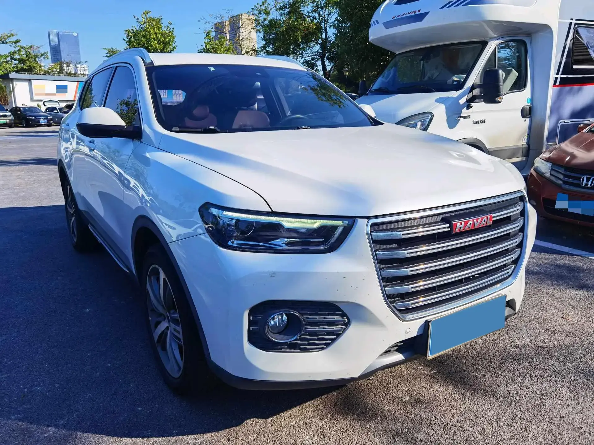 2017 HAVAL H6 thumbnail 3