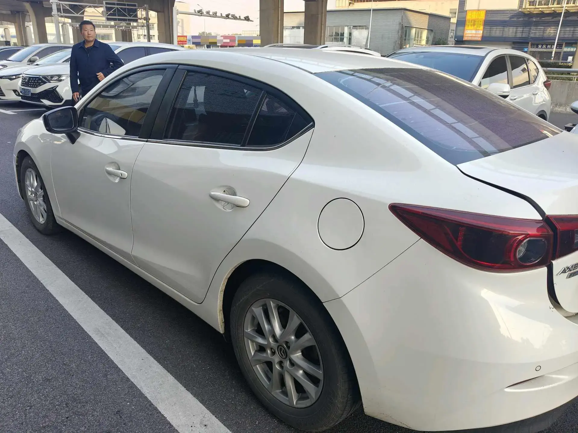 2017 MAZDA 3 thumbnail 4