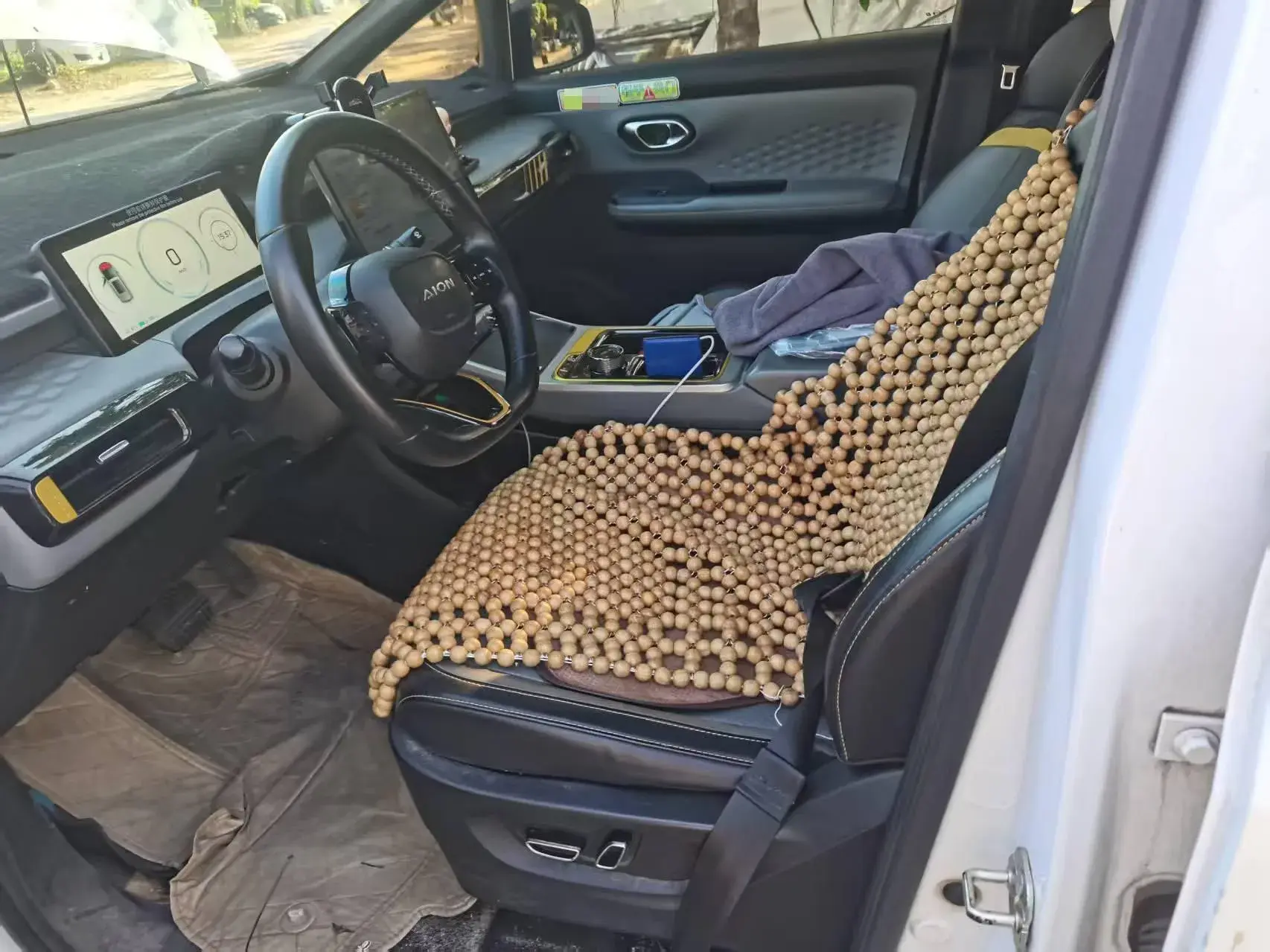 2022 AION Y thumbnail 4