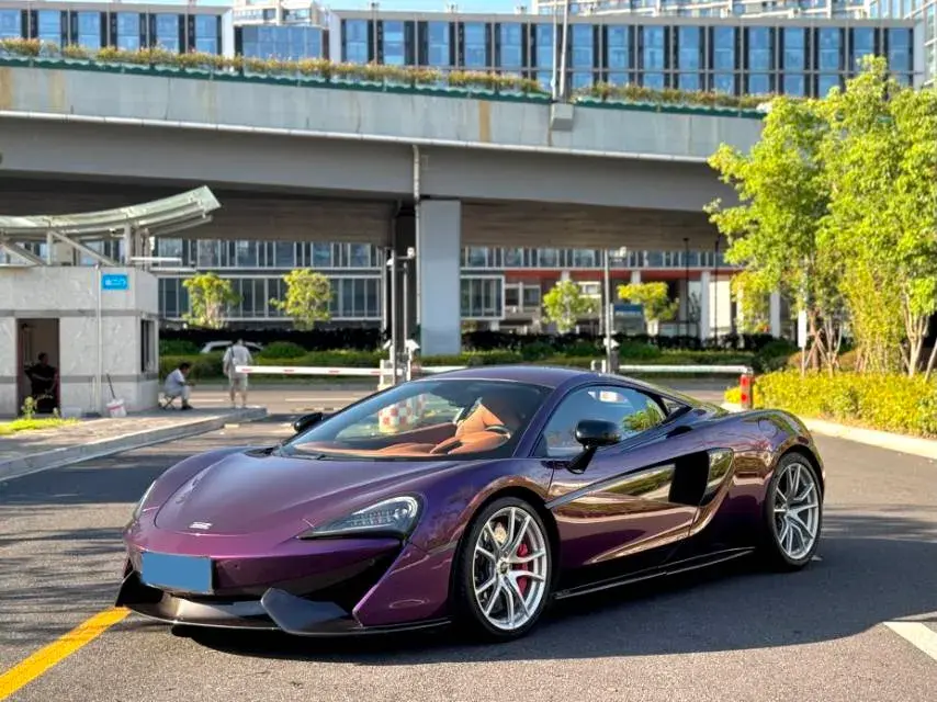 2015 McLaren 570 3.8T 570HP V8 7DCT