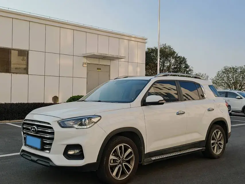 2019 HYUNDAI IX35 view 1