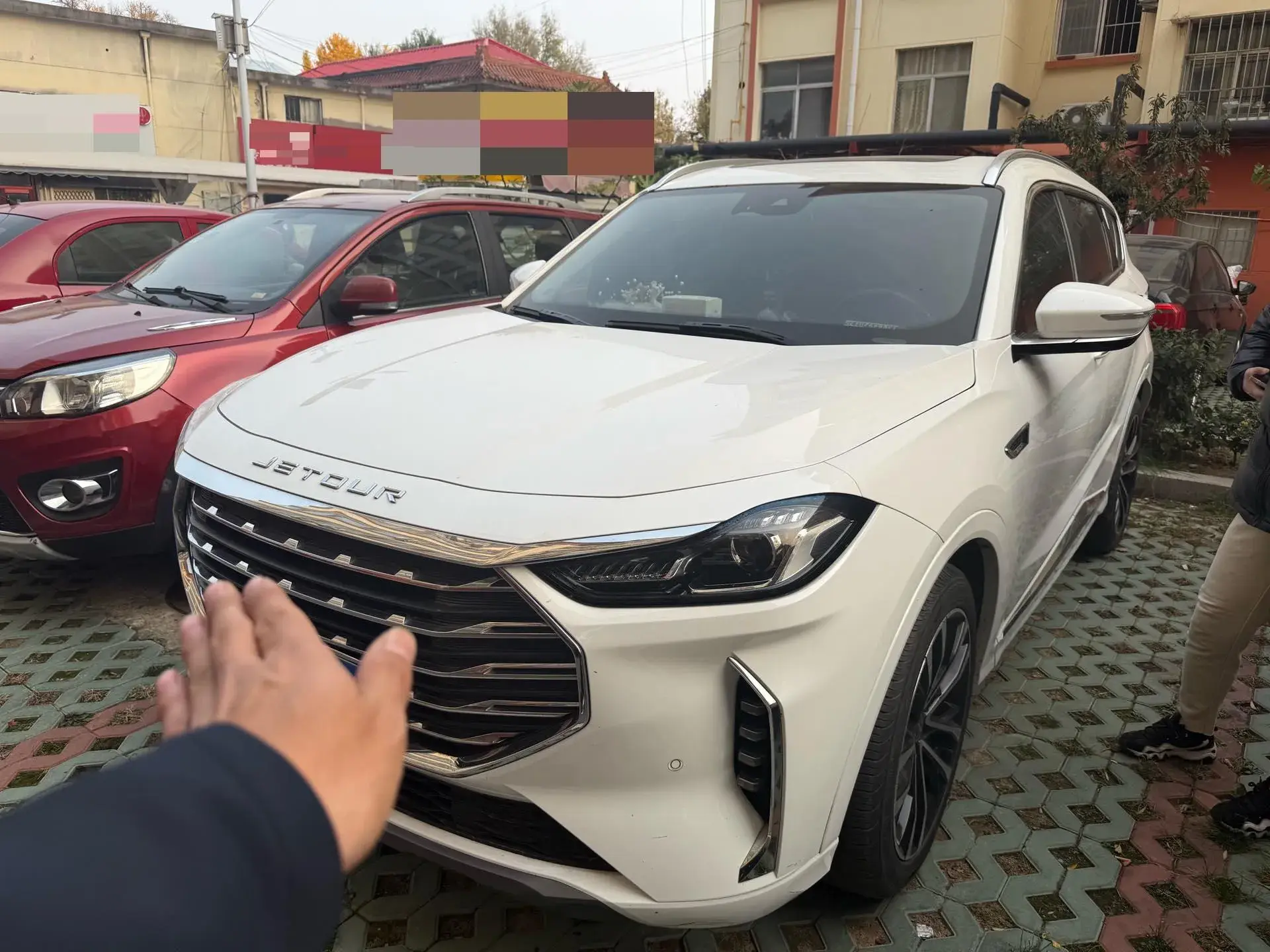 2021 JETOUR X70 view 1