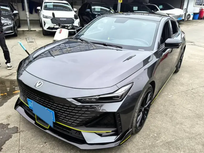 2022 ChangAn UNI-V 1.5T 188HP L4 7DCT