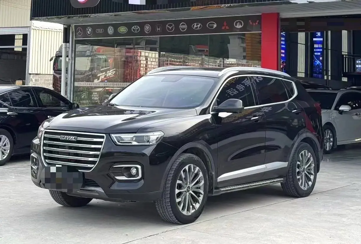 2019 HAVAL H6 view 1