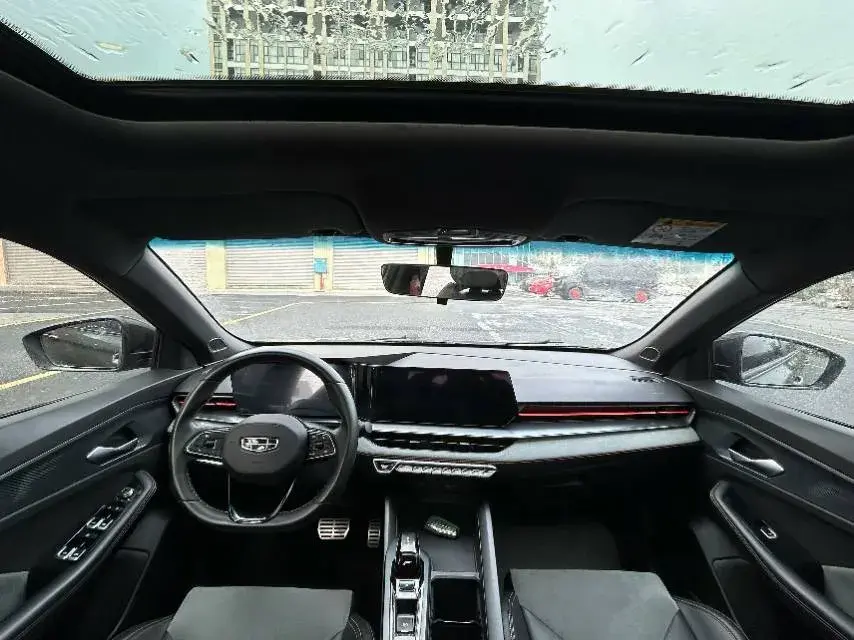 2022 GEELY BINRAY thumbnail 4