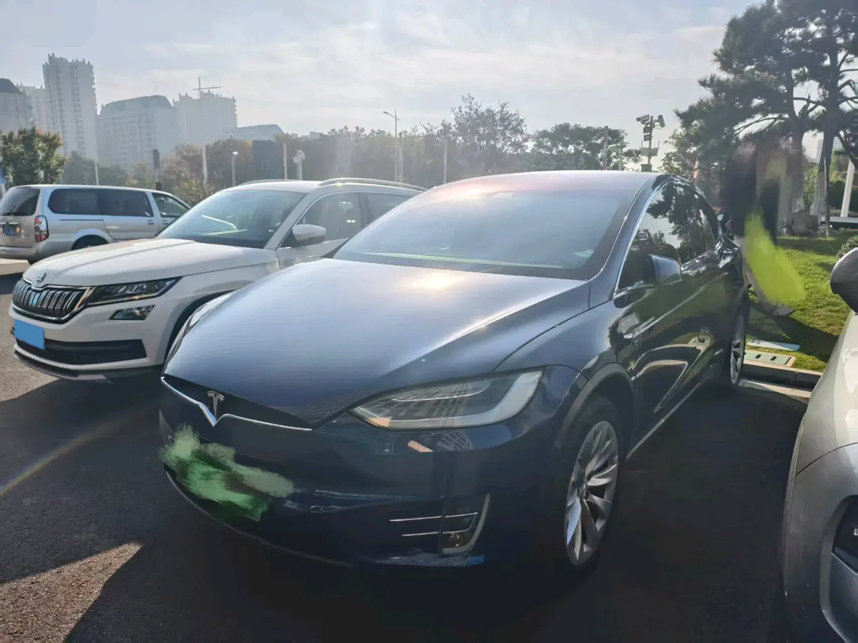 2019 TESLA MODEL view 1