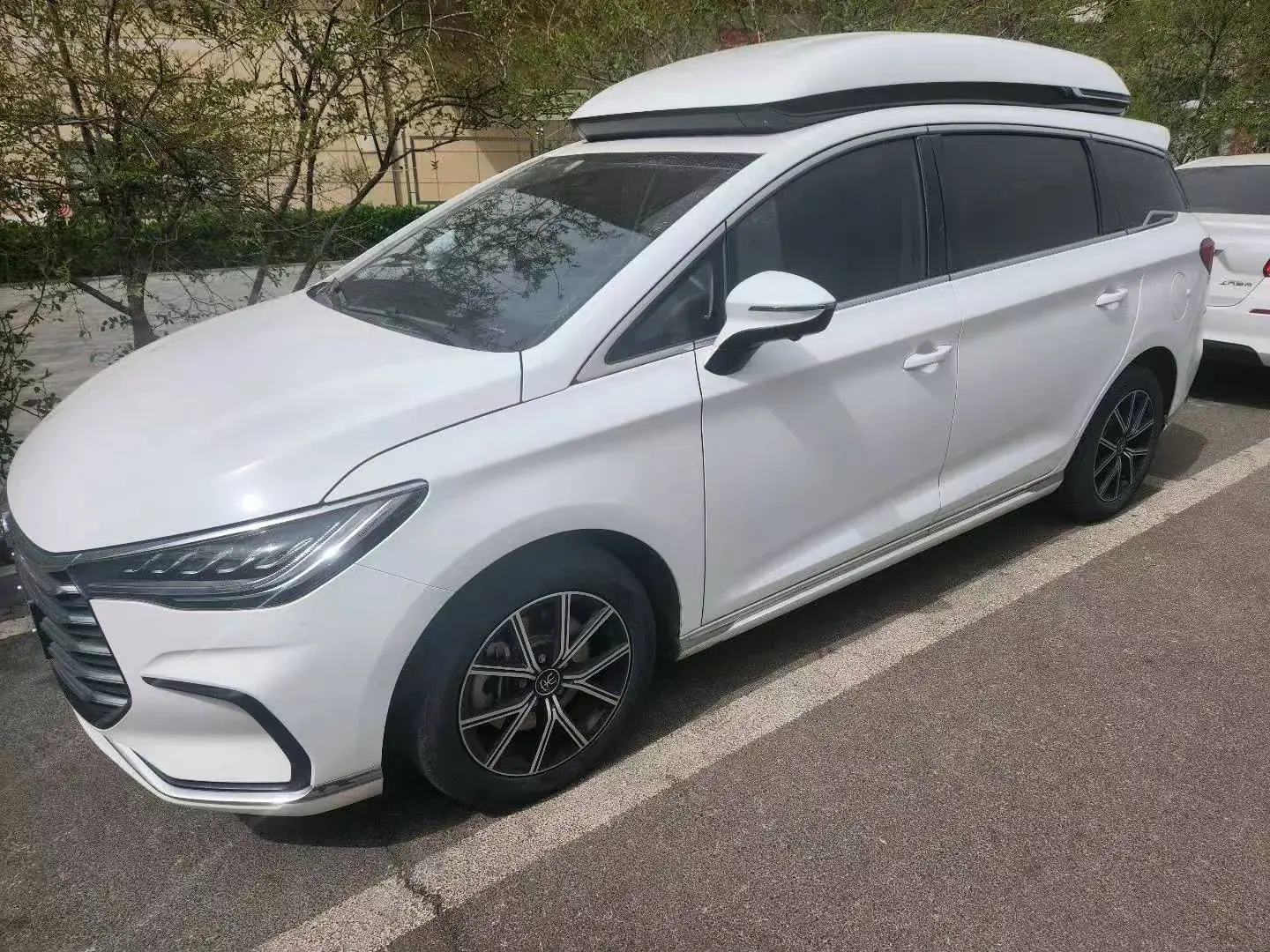 2022 BYD SONG view 1