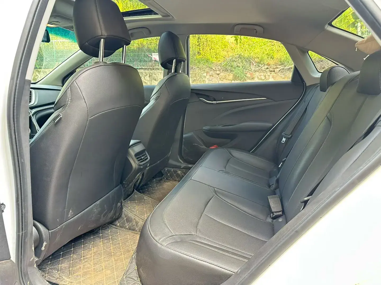 2021 BUICK EXCELLE thumbnail 3