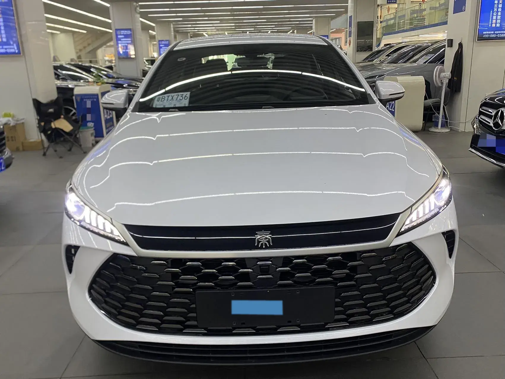 2025 BYD QIN thumbnail 2