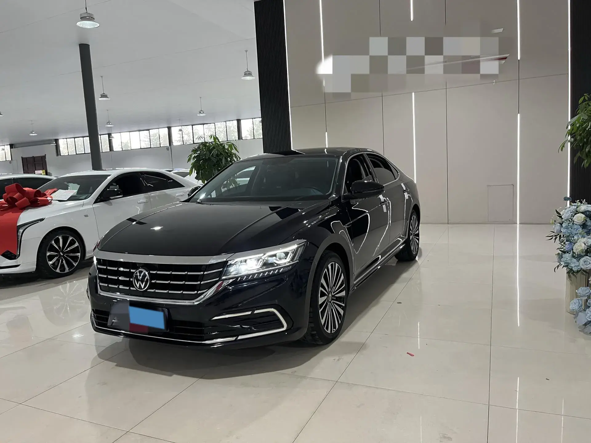 2021 VOLKSWAGEN PASSAT view 1