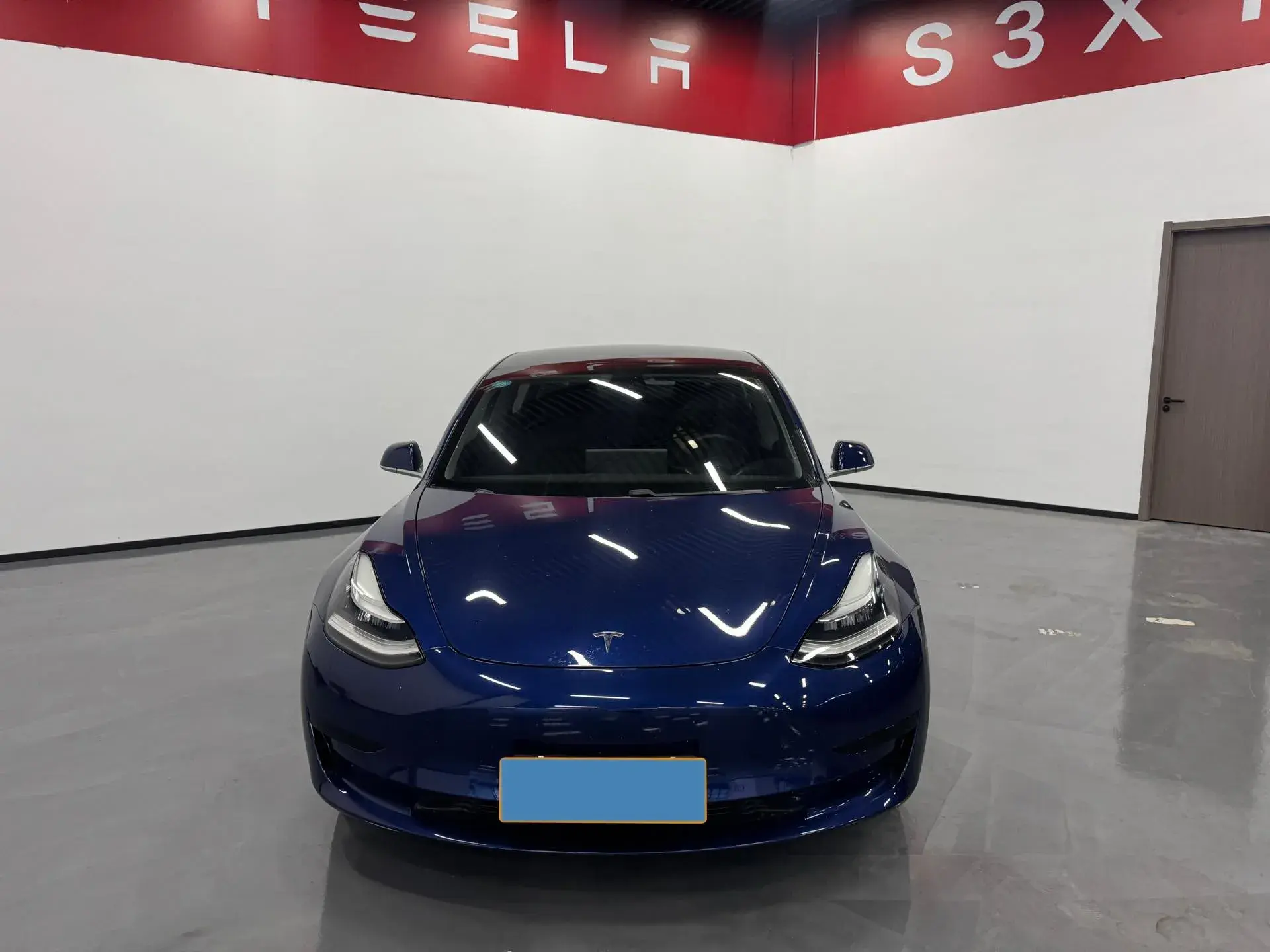 2020 TESLA MODEL thumbnail 2