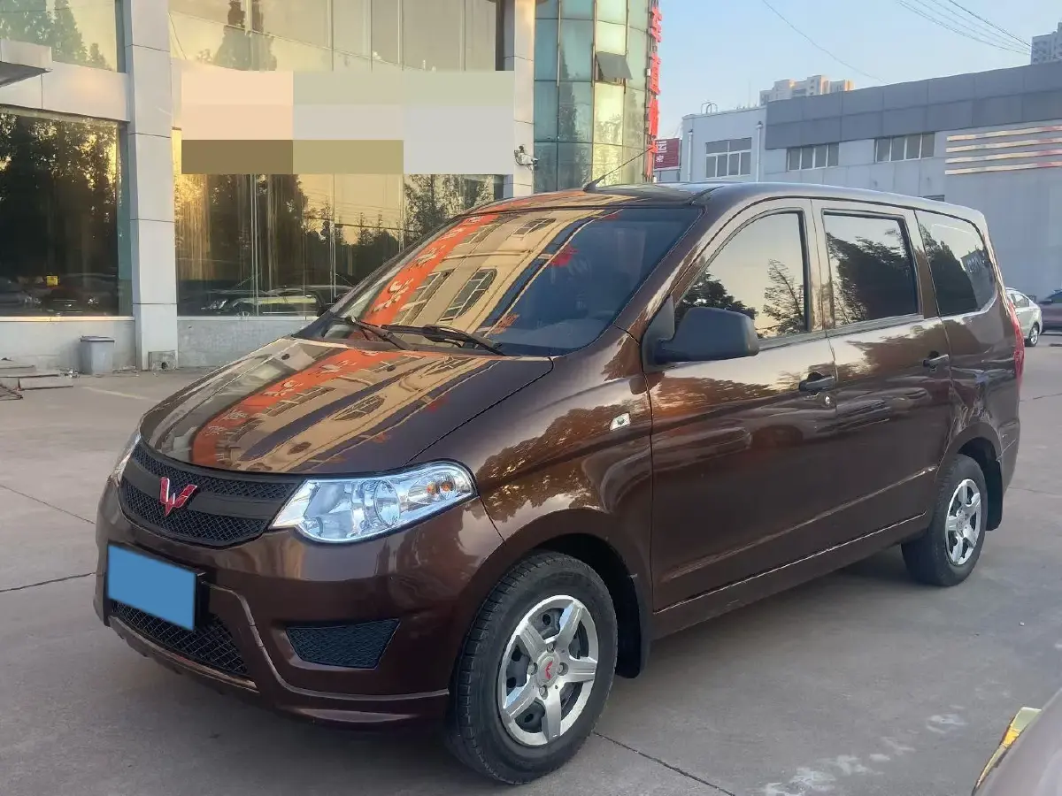 2021 WuLing HongGuang 1.5L 99HP L4 6MT