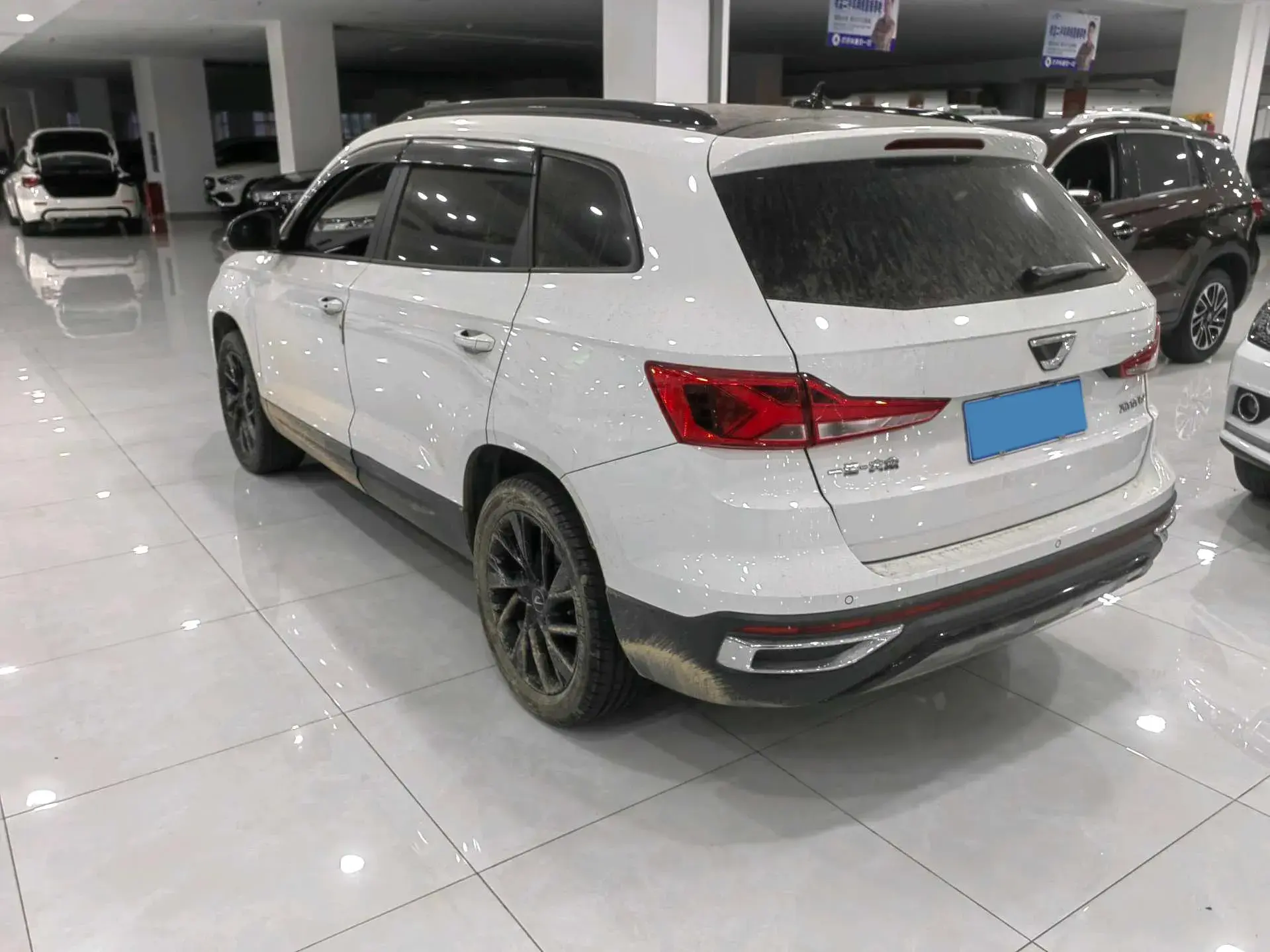 2022 JETTA VS7 thumbnail 4