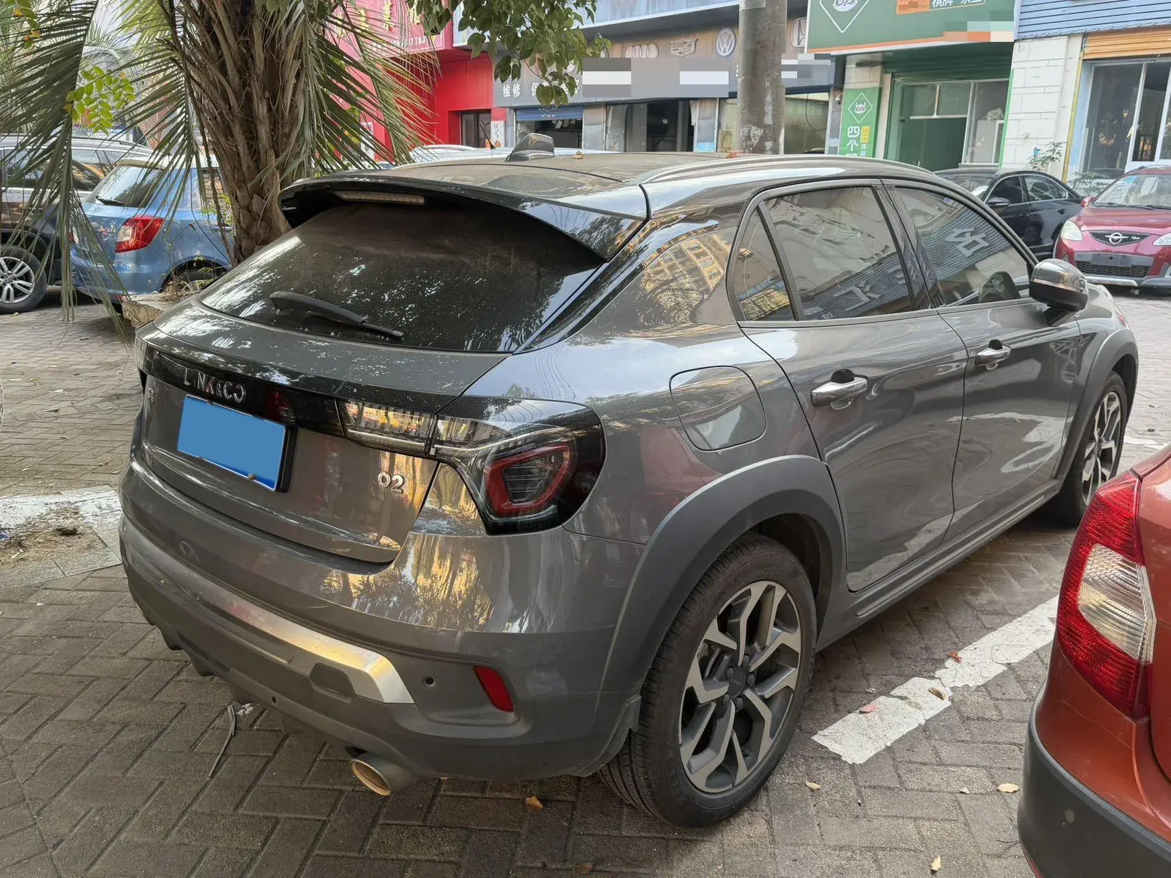 2019 LYNK&CO 02 thumbnail 4