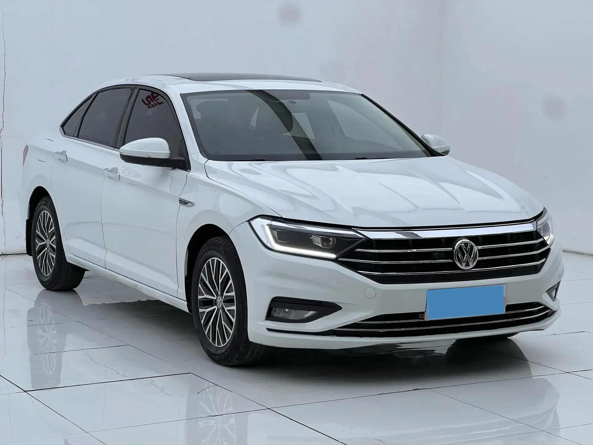 2020 VOLKSWAGEN SAGITAR thumbnail 3