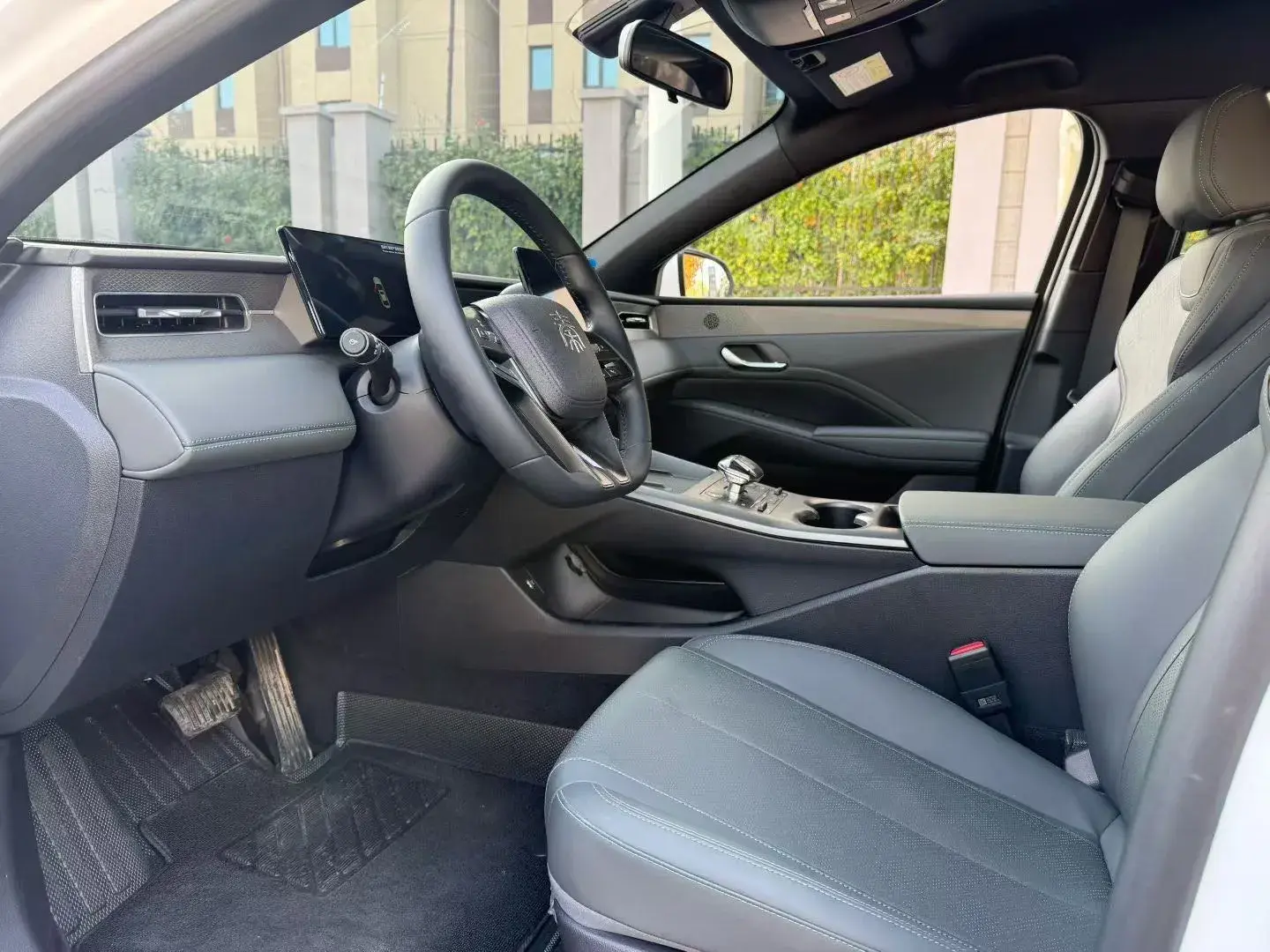 2025 BYD QIN thumbnail 3