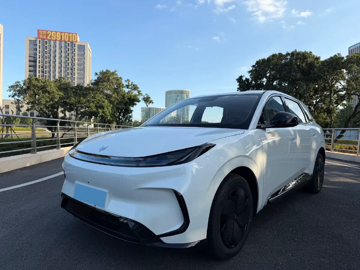 2025 ARCFOX T1 BEV,autocango,china used car exporter,china ev exporter,chinese used car exporter,chinese used ev exporter