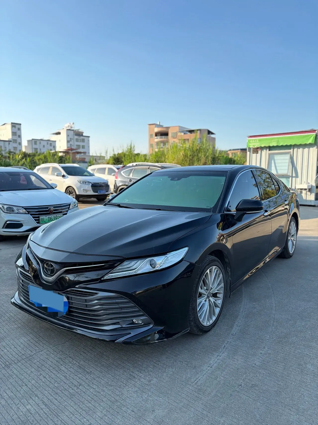 2019 TOYOTA CAMRY view 1