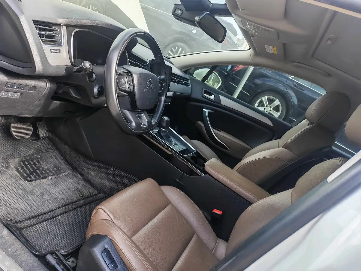 2017 Citroen C5 1.8T 204HP L4 6AT,autocango,china used car exporter,china ev exporter,chinese used car exporter,chinese used ev exporter