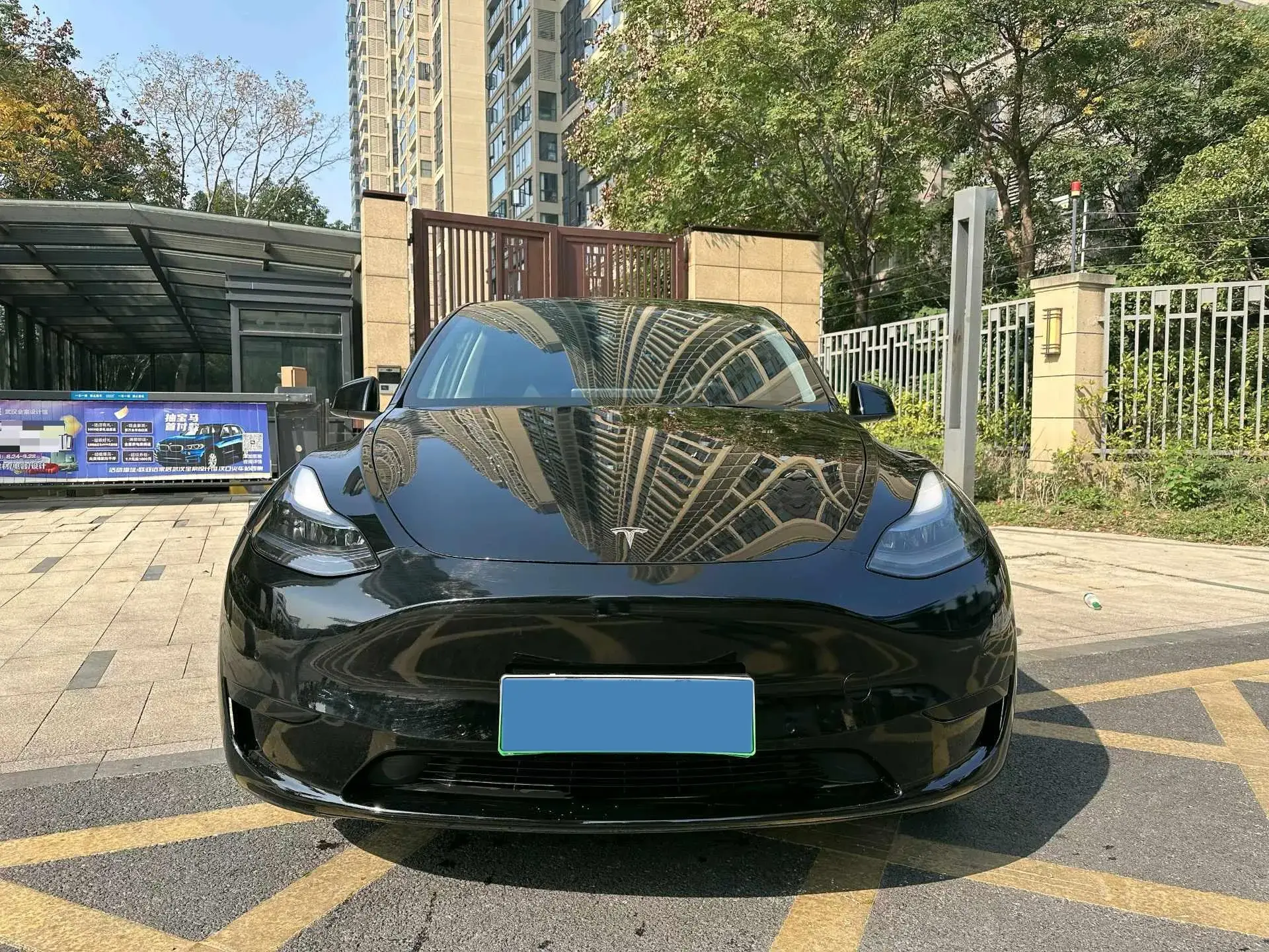 2022 TESLA MODEL thumbnail 2