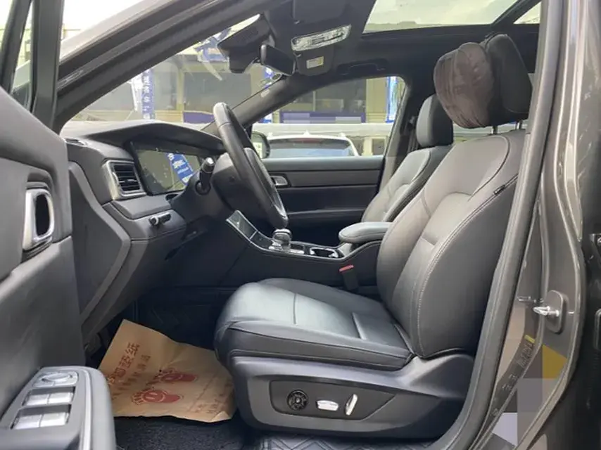 2021 LI ONE thumbnail 4