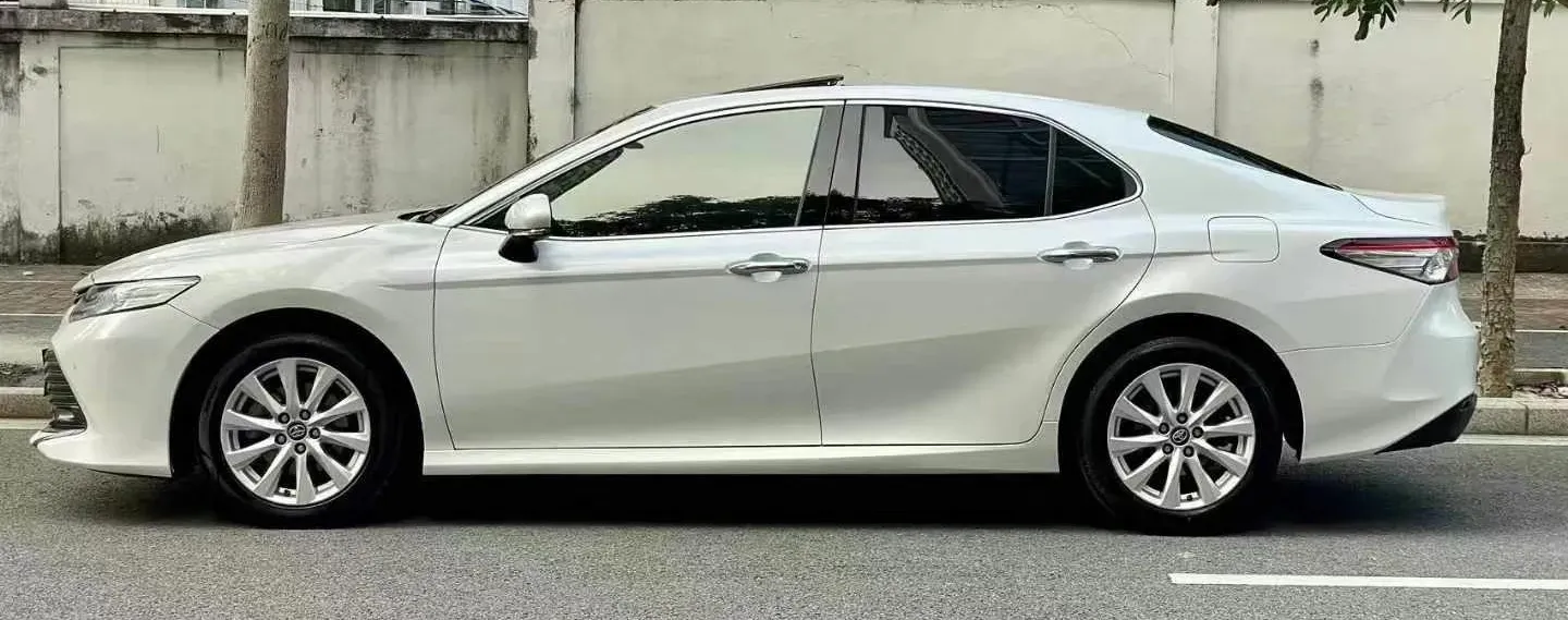 2021 Toyota Camry 2.5L 209HP L4 8AT,autocango,china used car exporter,china ev exporter,chinese used car exporter,chinese used ev exporter