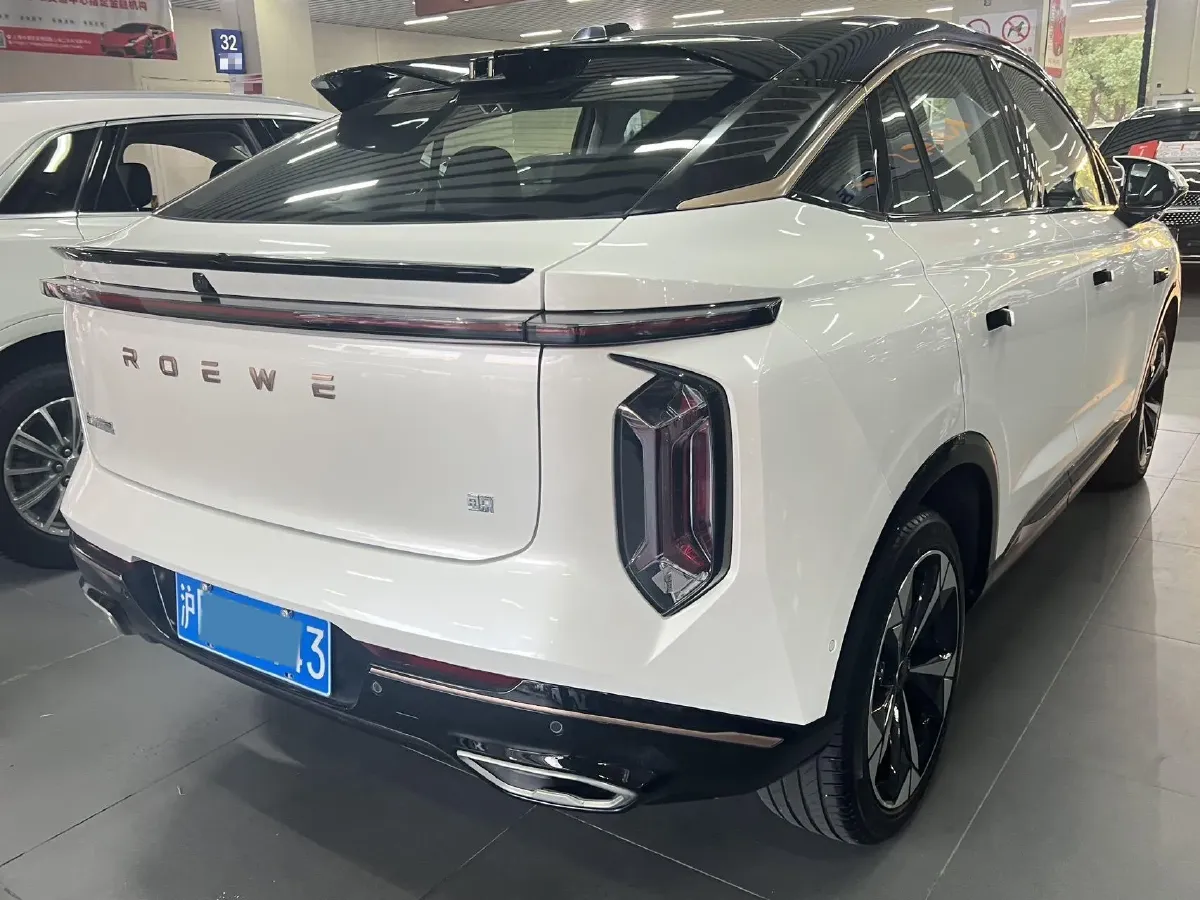 2022 Roewe Whale 2.0T 231HP L4 8AT,autocango,china used car exporter,china ev exporter,chinese used car exporter,chinese used ev exporter