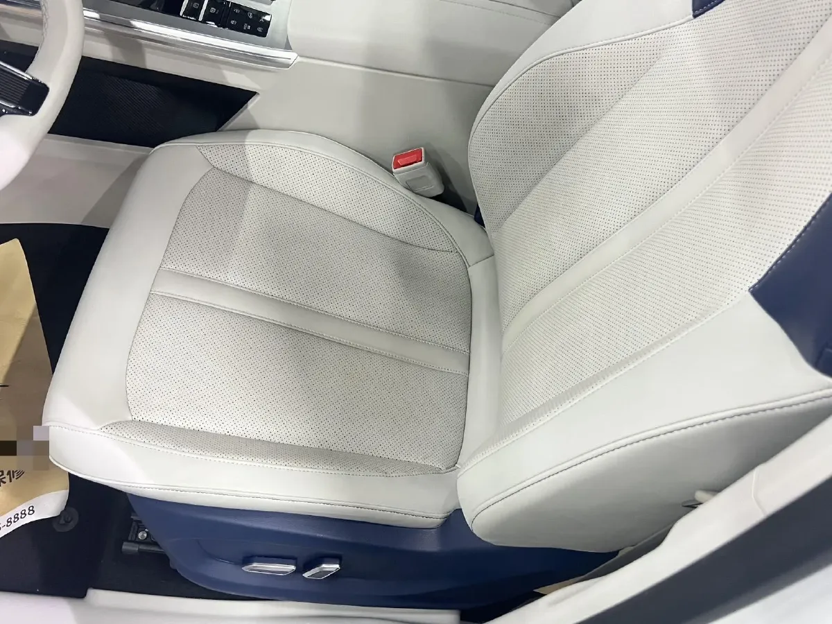 2022 Roewe Whale 2.0T 231HP L4 8AT,autocango,china used car exporter,china ev exporter,chinese used car exporter,chinese used ev exporter