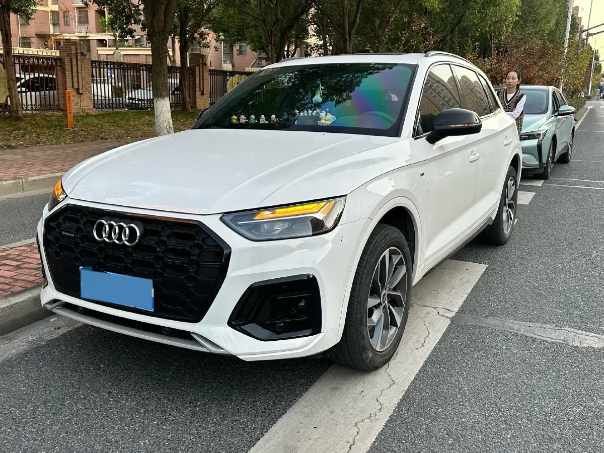 2022 Audi Q5L 2.0T 252HP L4 7DCT
