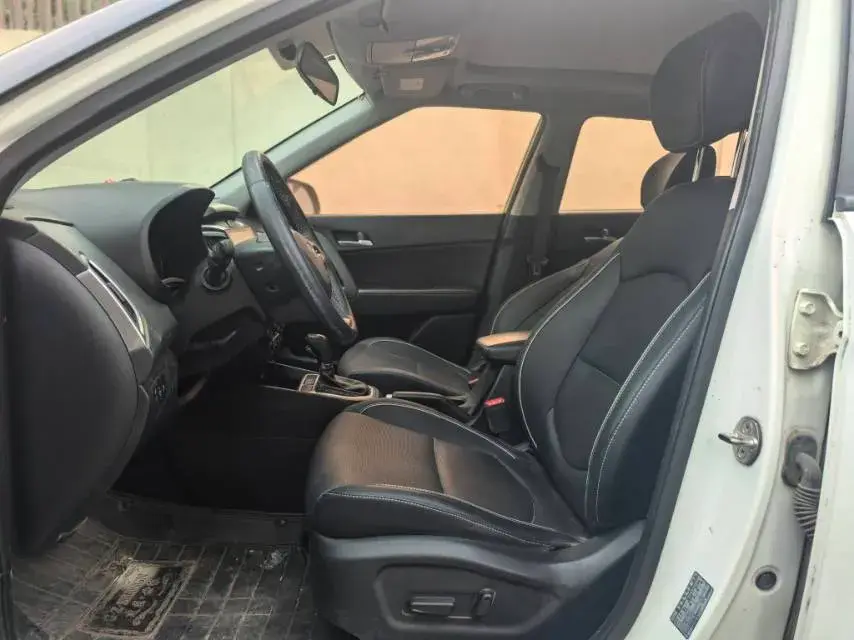 2015 HYUNDAI IX25 thumbnail 4