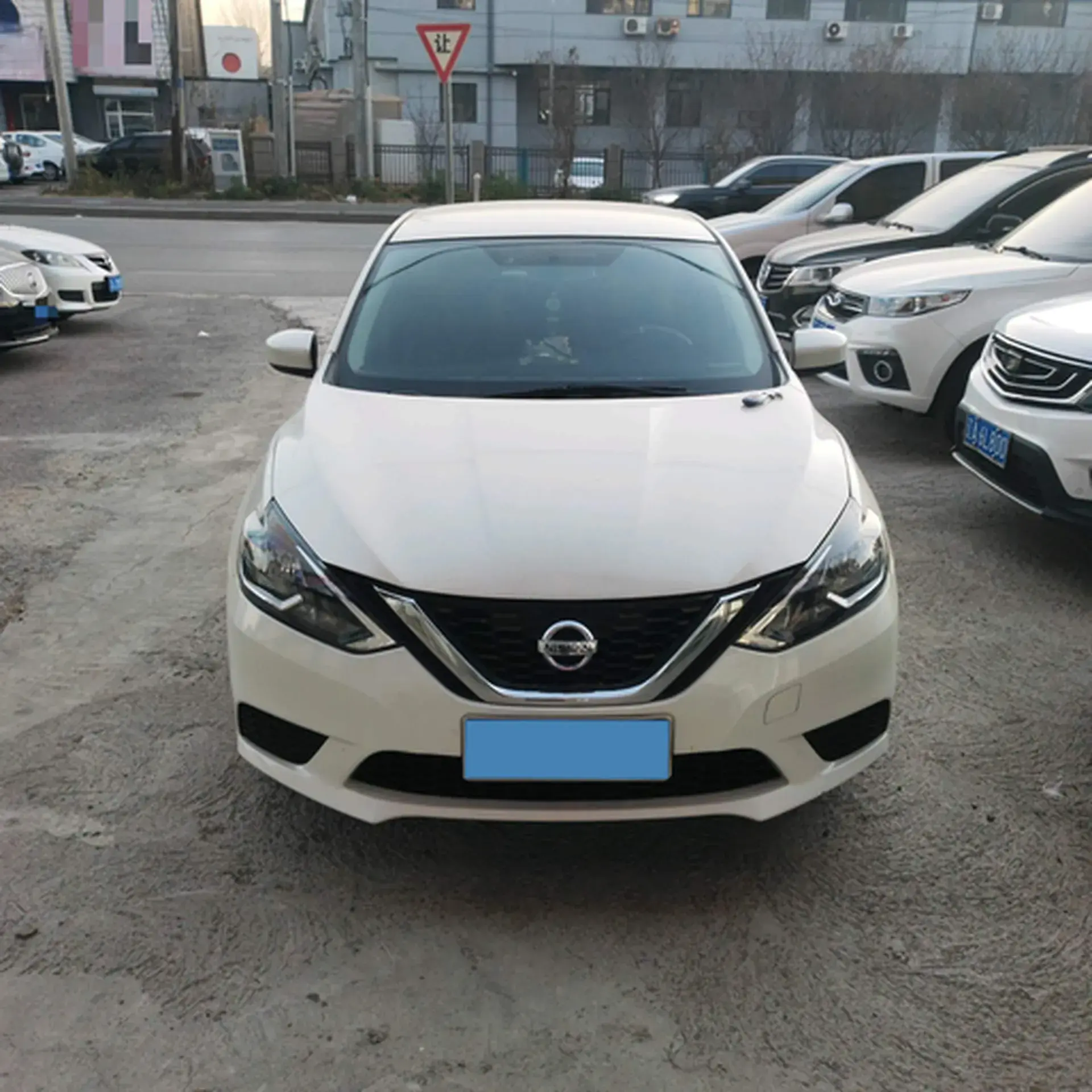 2019 NISSAN SYLPHY thumbnail 3