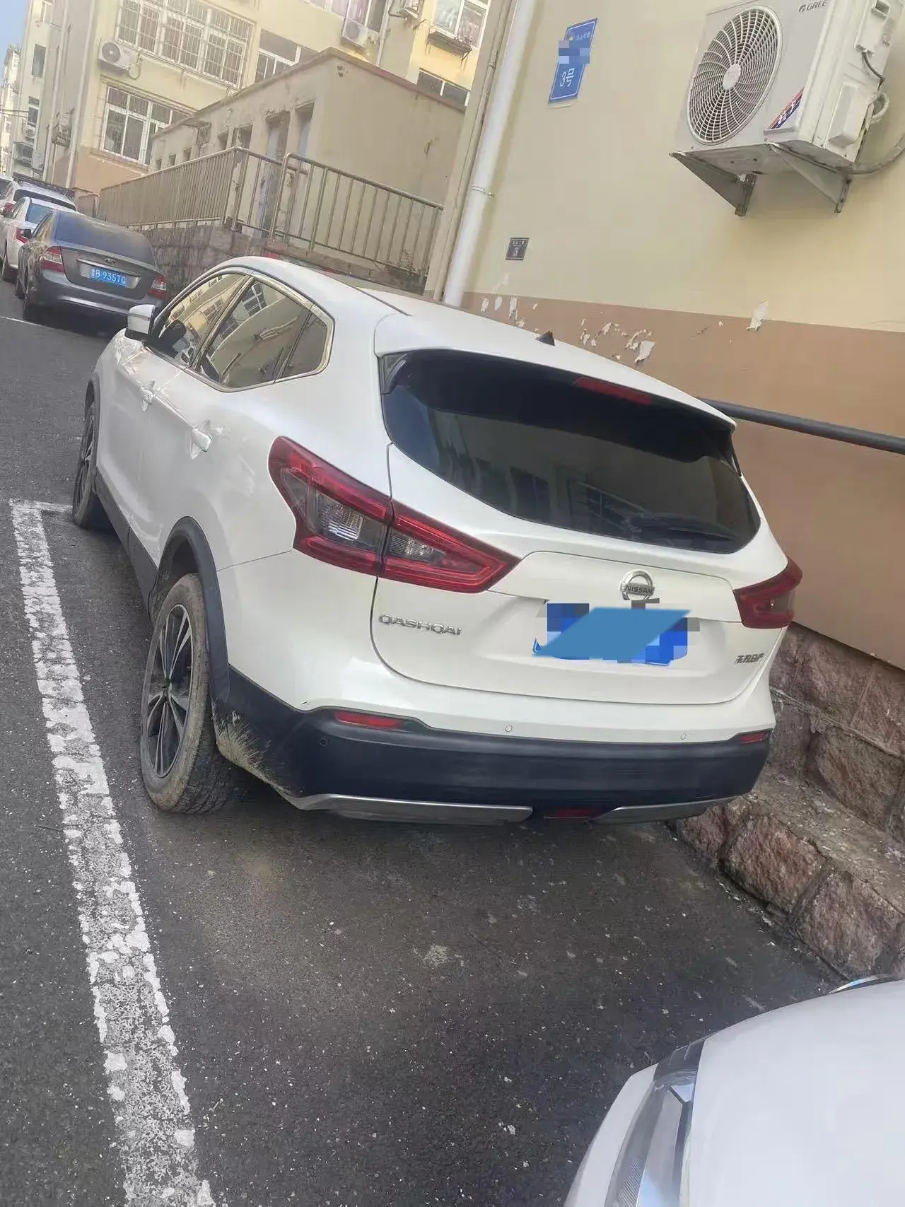 2021 NISSAN QASHQAI thumbnail 3