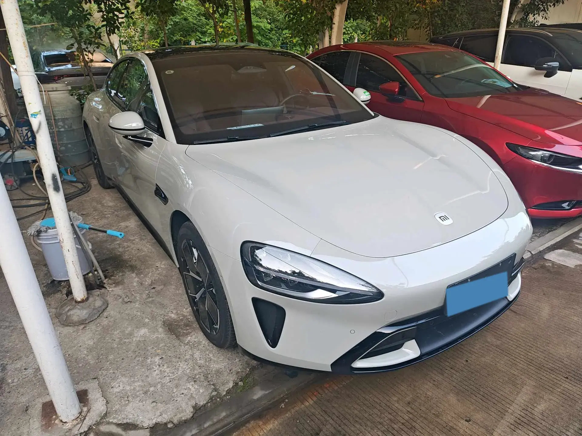 2024 MI SU7 thumbnail 3