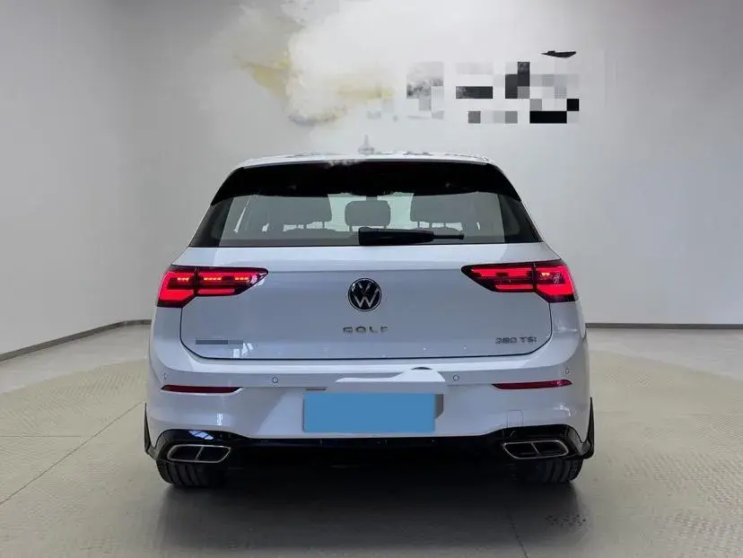 2023 VOLKSWAGEN GOLF thumbnail 3