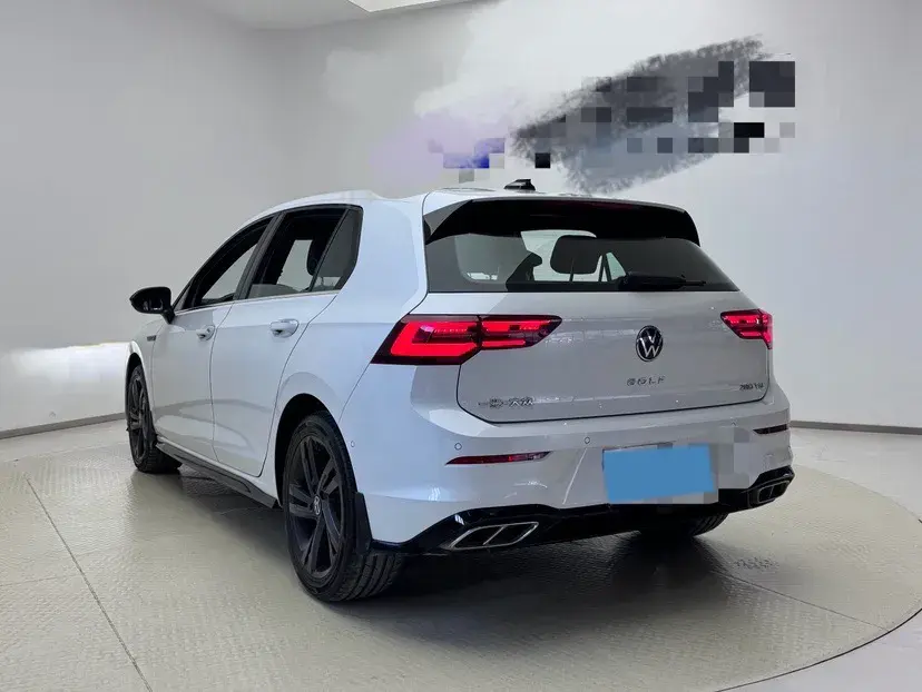2023 VOLKSWAGEN GOLF thumbnail 4
