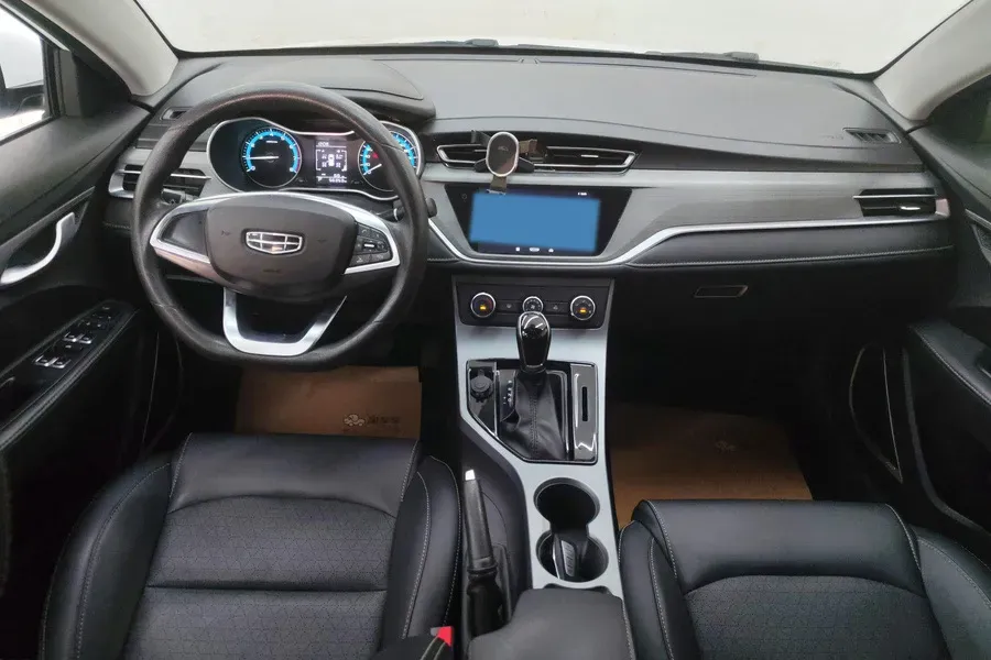 2021 Geely Emgrand 1.5L 109HP L4 5MT,autocango,china used car exporter,china ev exporter,chinese used car exporter,chinese used ev exporter