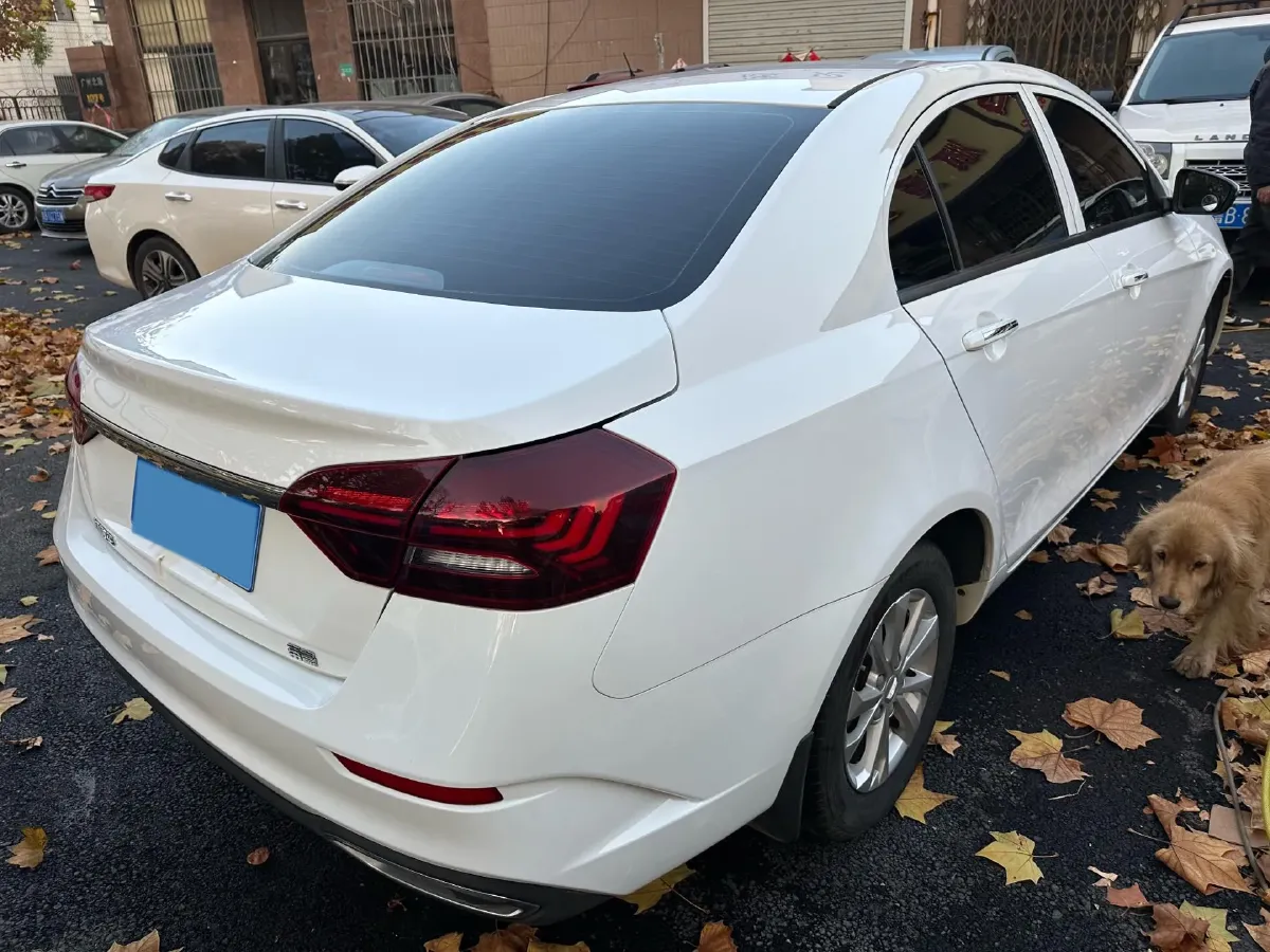 2021 Geely Emgrand 1.5L 109HP L4 5MT,autocango,china used car exporter,china ev exporter,chinese used car exporter,chinese used ev exporter