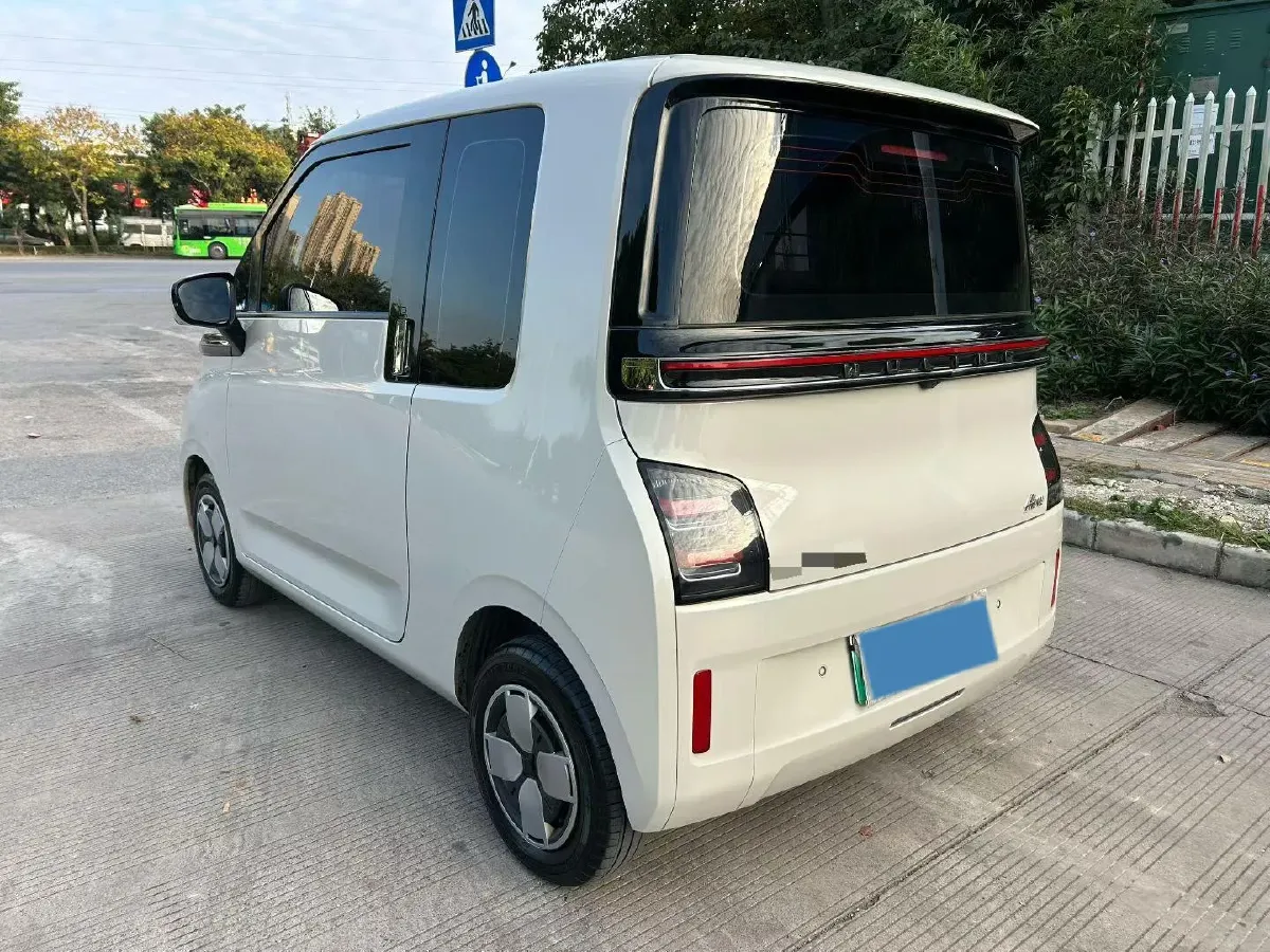 2023 WuLing Air ev BEV 28.4KWH,autocango,china used car exporter,china ev exporter,chinese used car exporter,chinese used ev exporter
