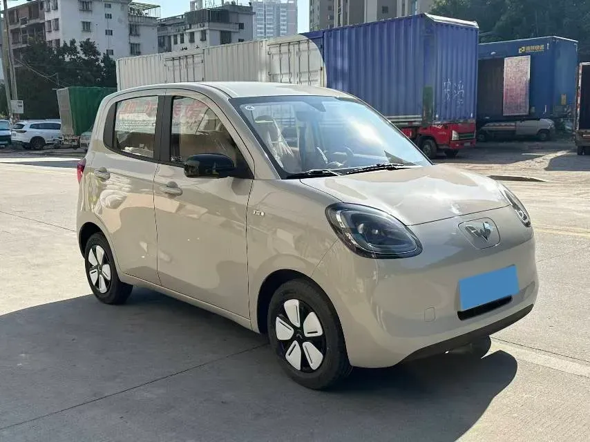2025 WuLing HongGuang MINI EV BEV 16.2KWH,autocango,china used car exporter,china ev exporter,chinese used car exporter,chinese used ev exporter