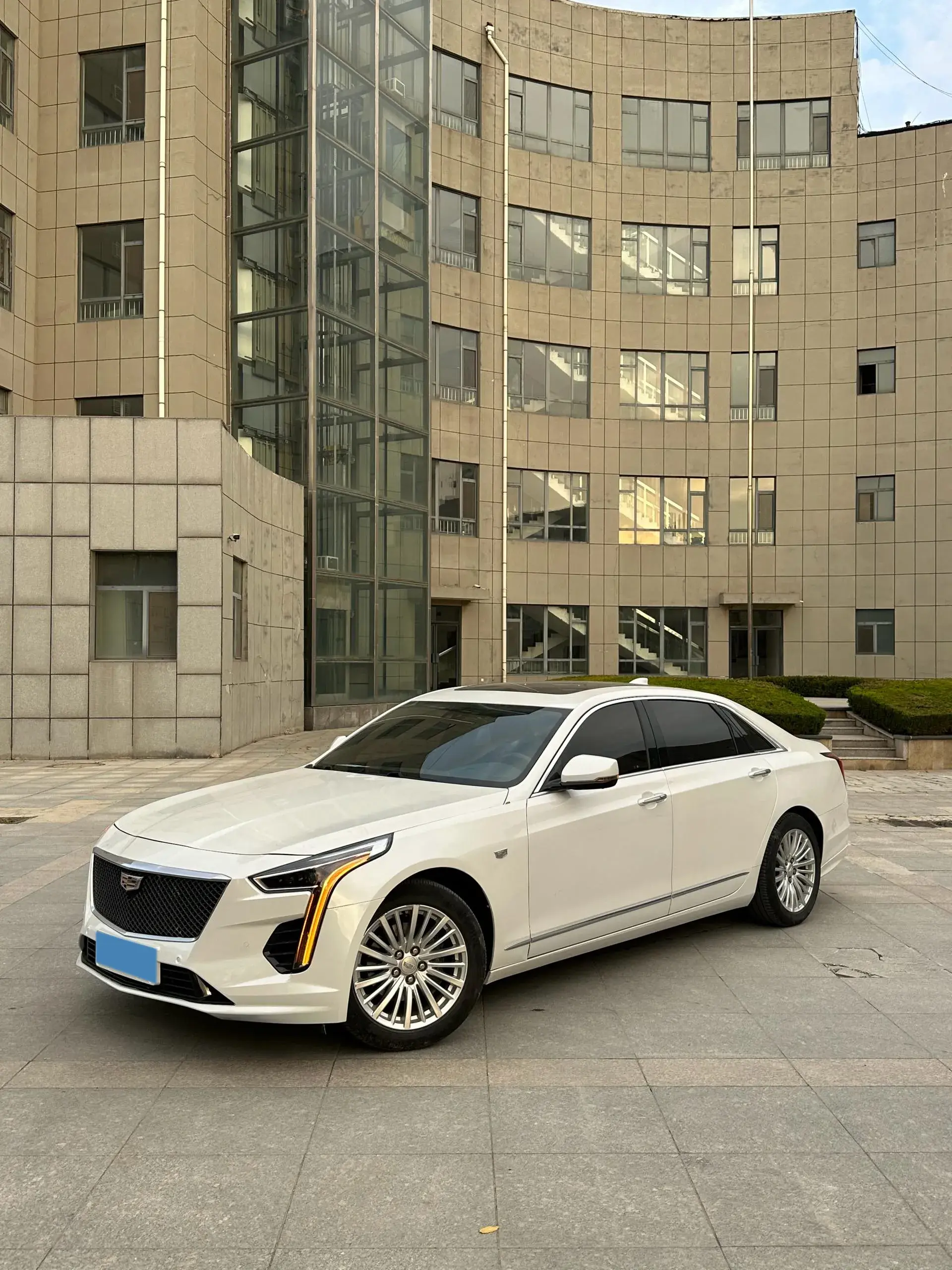 2021 CADILLAC CT6 view 1