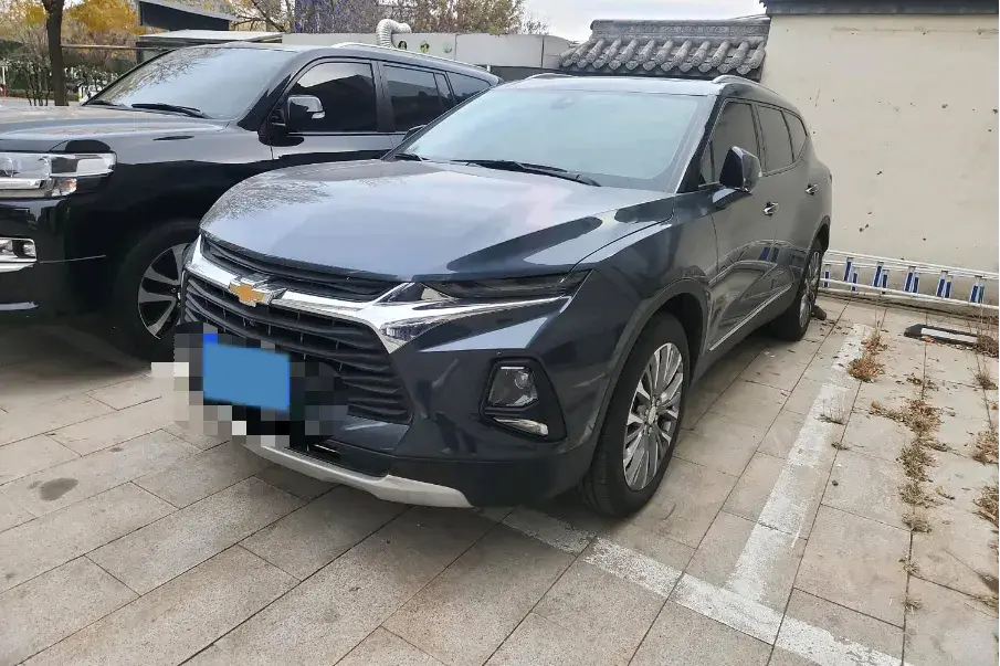 2021 CHEVROLET EQUINOX view 1